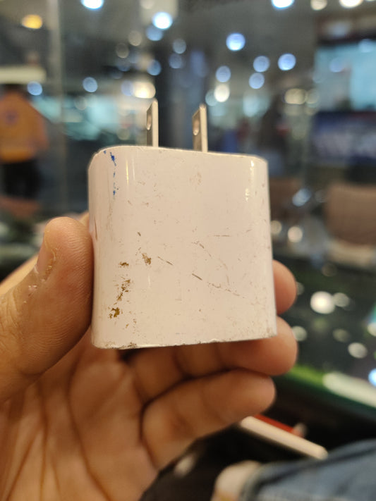 Apple 20 Watt 💯 Original (Slightly Used)